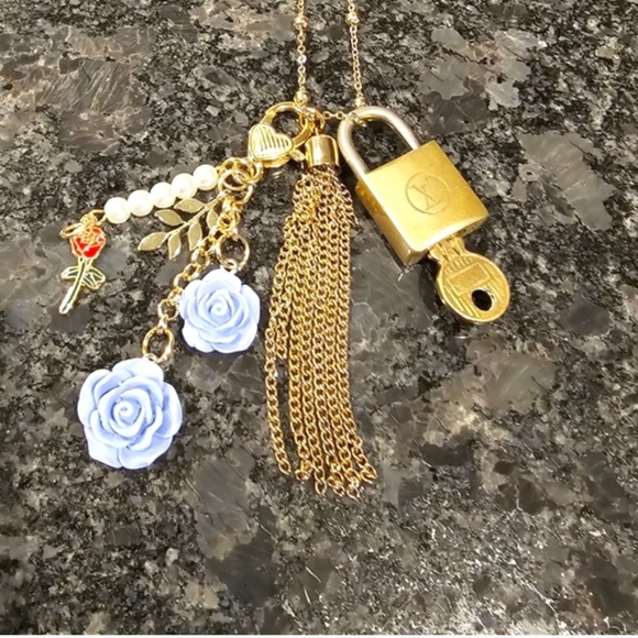 Vintage #226 Louis Vuitton Lock & 1 Key with Un-Branded Chain and Charms - Picture 3 of 7